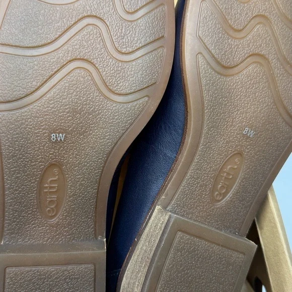 Earth Women's Edna Flat Slip-On Wide Width Loafers- Dark Blue- Size 8W - Picture 10 of 11